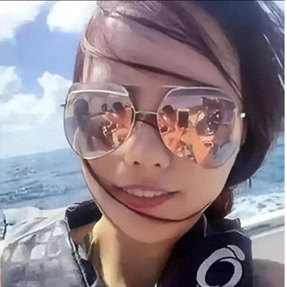 照相怎么避免眼镜反光,怎么避免眼镜反光看到电脑屏幕