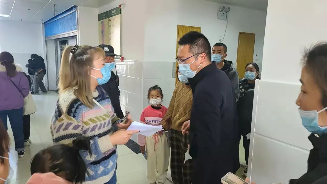 绐佺牬杩涘彇,绐佺牬杩涘彇涓嶆柇鍒涙柊