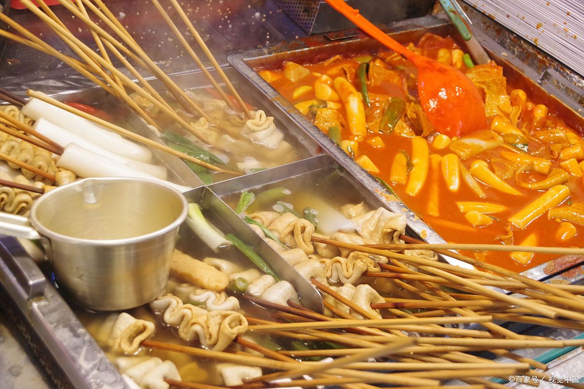 夫妻俩经营个小店其乐融融,夫妻小店一天利润1000