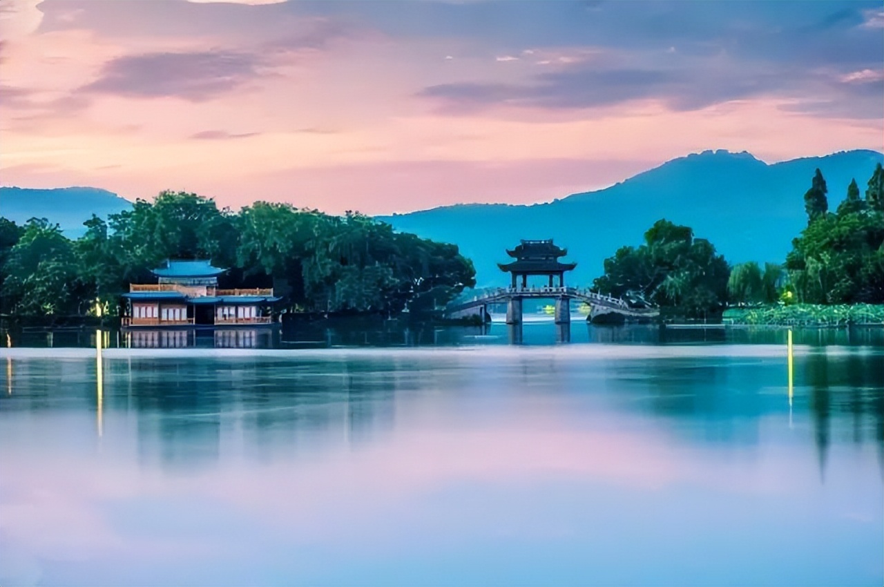 描写祖国风景美如画的诗,歌颂祖国大好河山诗词