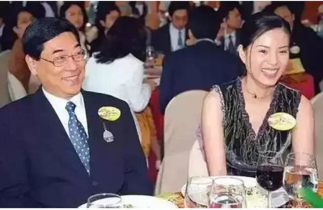 至今未嫁8位大龄女港星,至今十大未婚大龄男港星