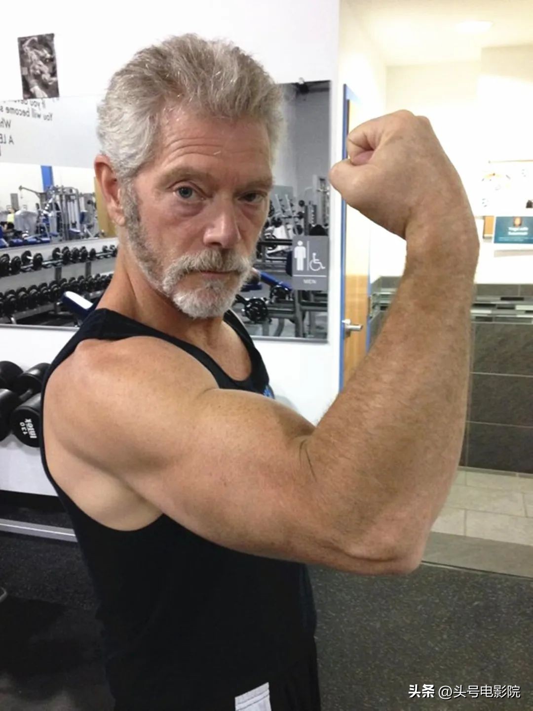 豆瓣8.4开分！揭秘《阿凡达2》主角：73岁奶奶演少女，70岁演反派