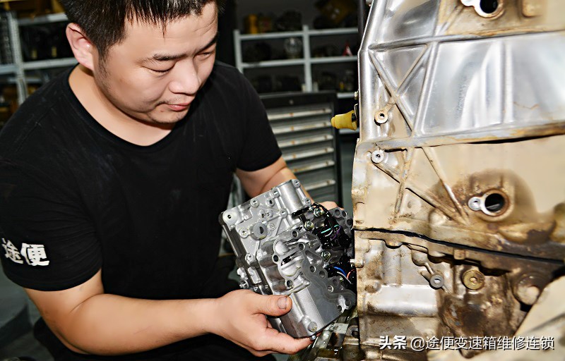 cvt变速箱低速顿挫能维修吗,本田cvt变速箱维修顿挫冲击全过程