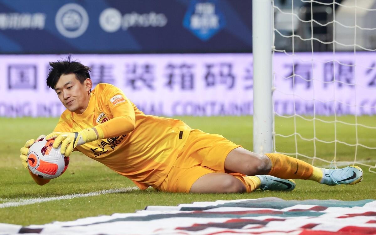 黄健翔谈国内门将训练水平,中国足球守门员哪个最厉害