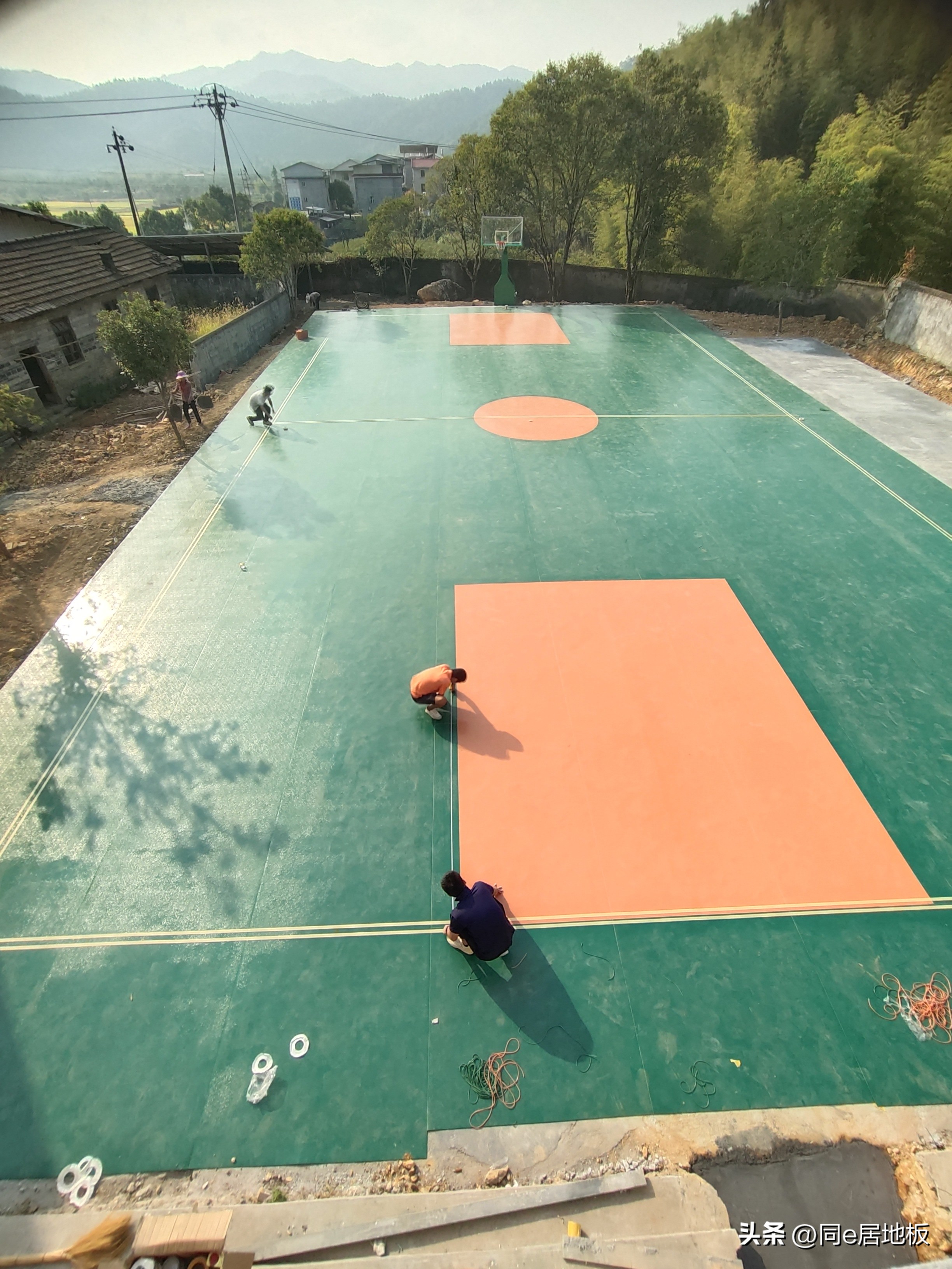 三明塑胶篮球场建设,福建室内篮球场木地板安装