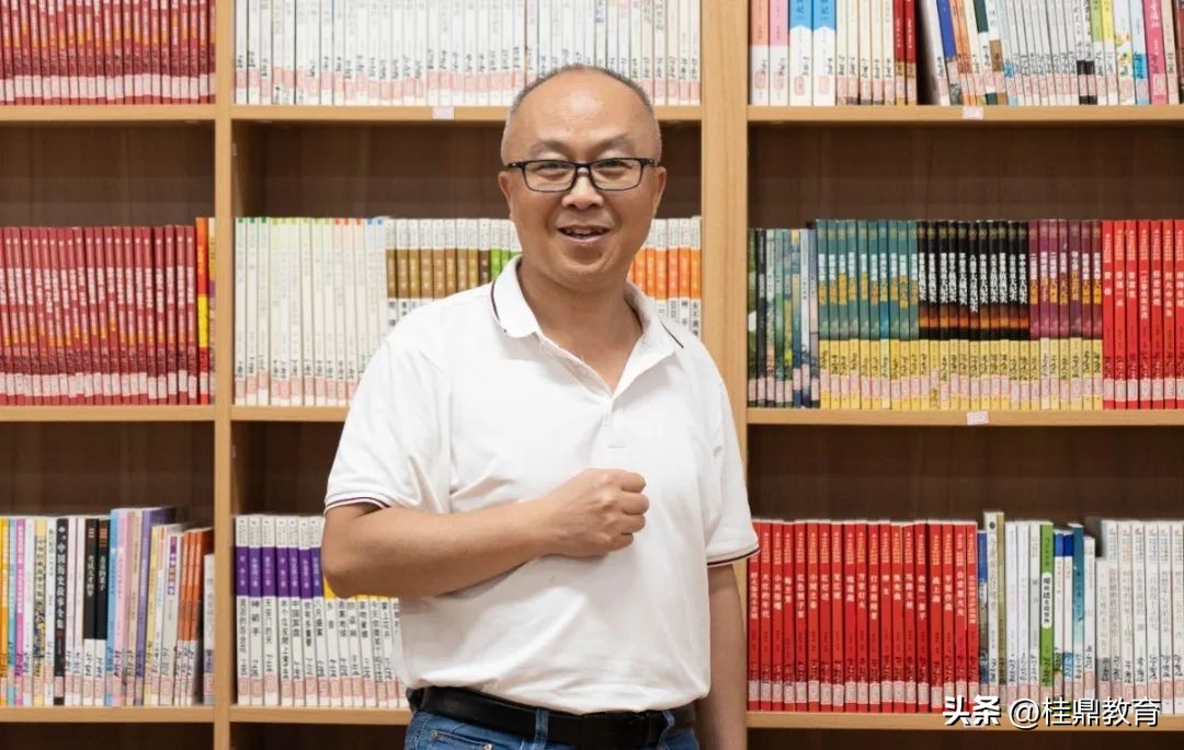 开卷有益书香润心主题读书沙龙,书香润心灵阅读促成长读书会活动