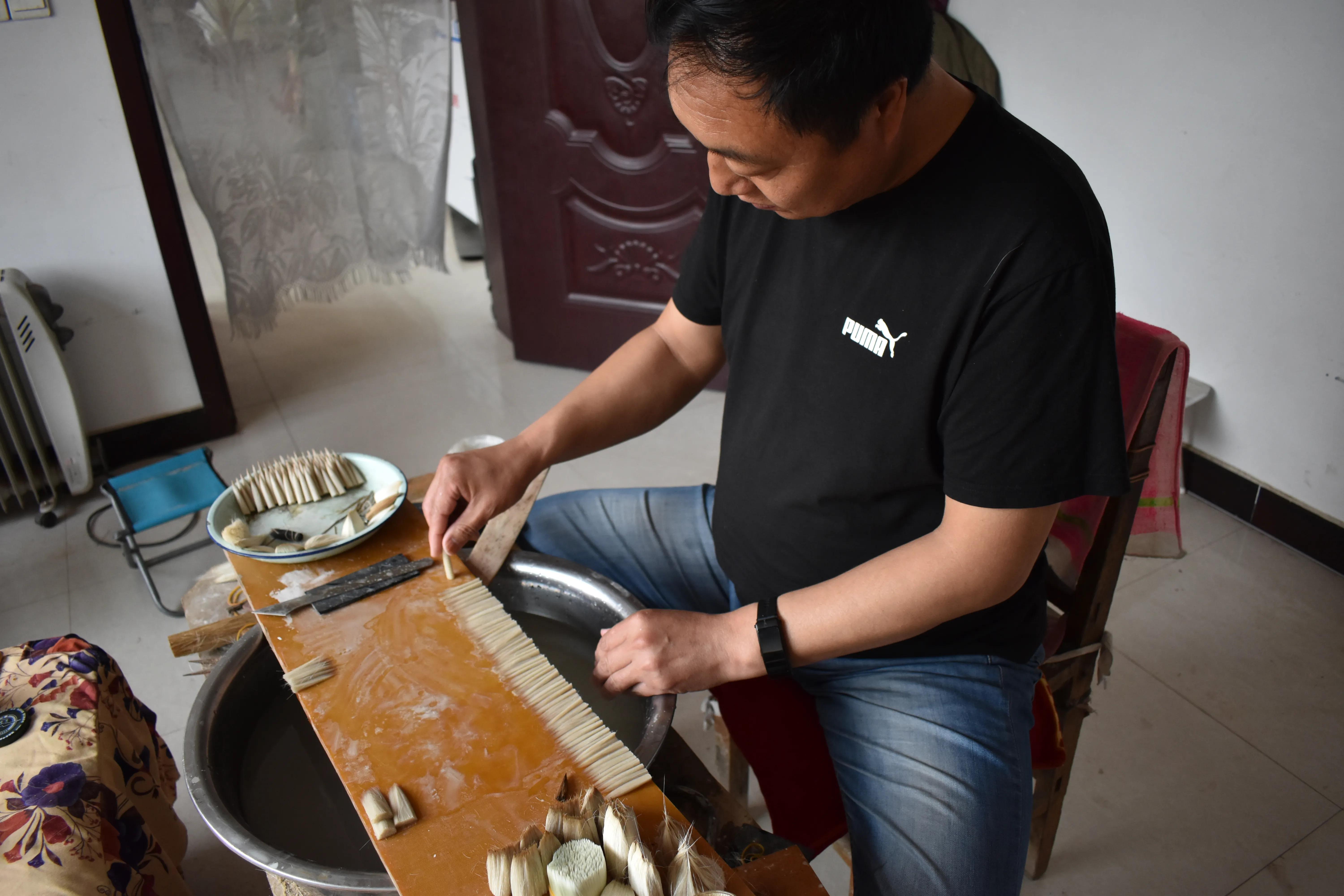 任丘市草帽崔毛笔｜第三代传承人崔志刚