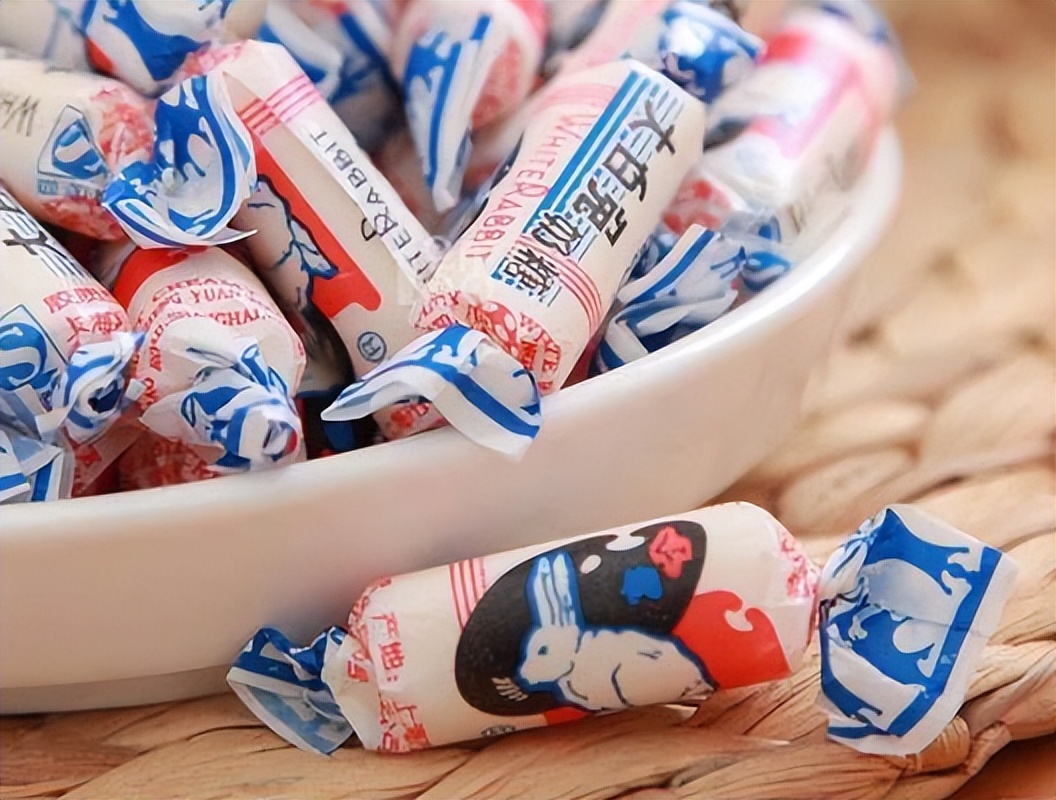 盘点60、70、80、90年代的代表零食，你吃过吗？