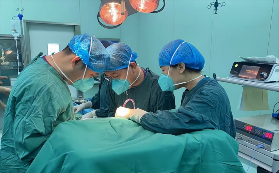 九八六医院手术室,九八六医院胸外科