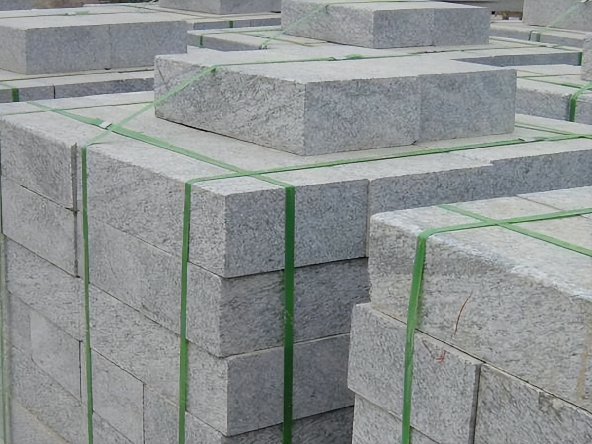 批发芝麻灰路沿石加工厂,马路芝麻灰路沿石加工厂家