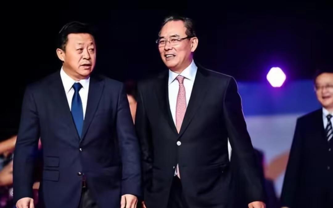 李铁社交媒体突然更新？中国足球要倒查20年，一名退休副主席被查