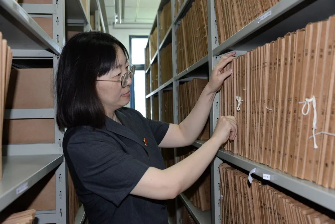 王佳：将热爱渗透到每一份档案｜京法兰台榜样