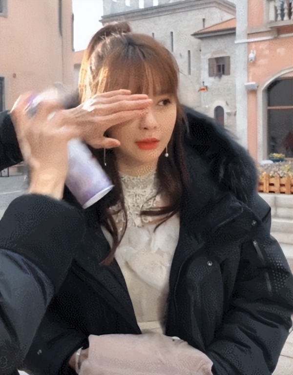 怎么判断适合八字刘海和空气刘海,怎样知道什么样的刘海适合自己