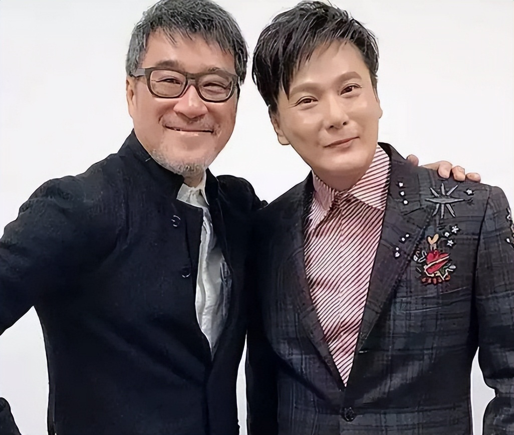 36岁看张信哲,40多岁看张信哲演唱会