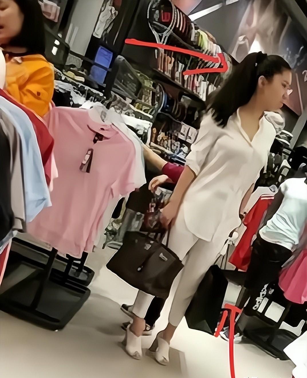 谢贤和coco相差几岁,coco跟谢贤怎么分了