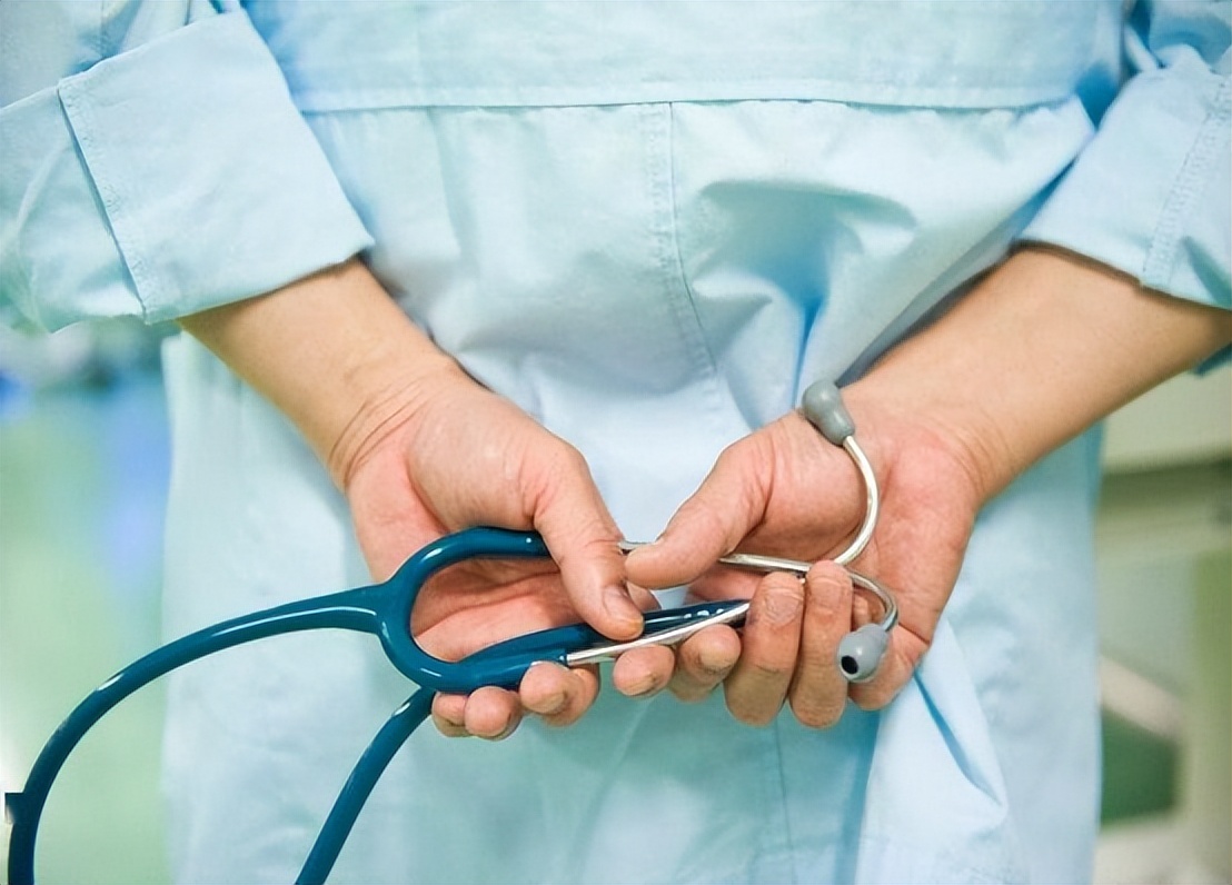 “裤子脱了腿张开”，医院里让人脸红的妇科检查，你做过几个？