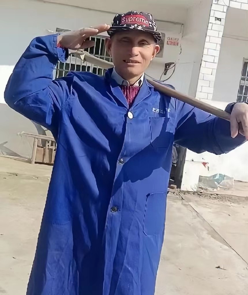 安徽48岁光棍长得酷似普京,单身20年的农村小伙被白富美看上