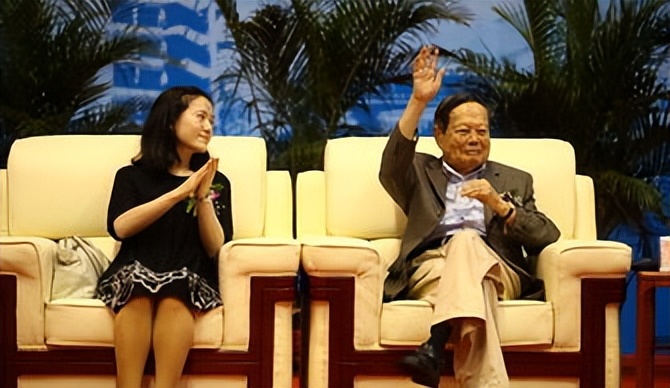 杨振宁忘年恋完整版,杨振宁娶小48岁翁帆
