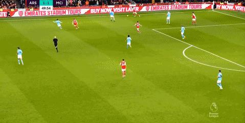 瓜迪奥拉输给穆里尼奥之后,曼城师徒对决