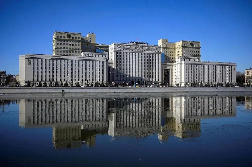 淇勫叕甯冪編鍦ㄤ箤鐢熺墿鍐涗簨娲诲姩璇佹嵁,淇勫獟鏇濆厜缇庡浗鐢熷寲姝﹀櫒