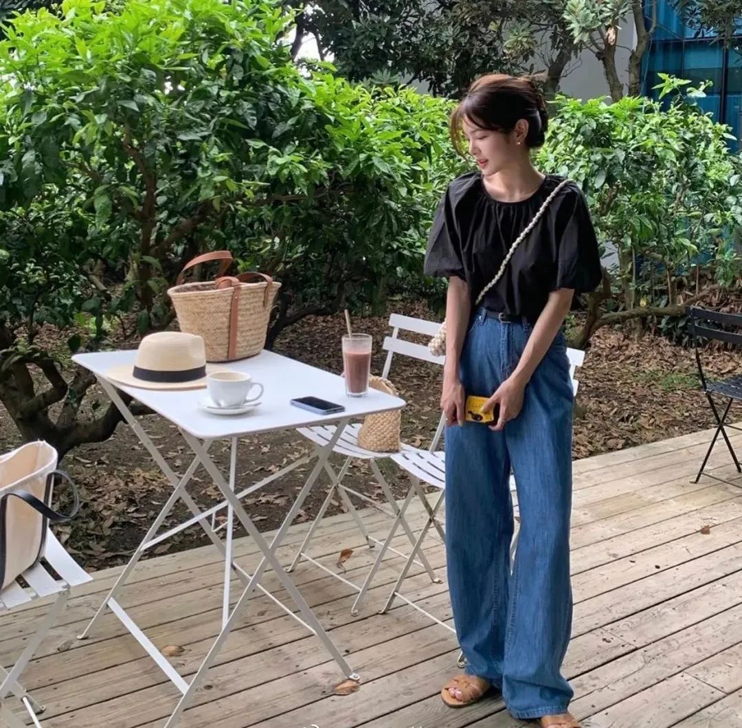 适合胖女生的裤子和衣服推荐,180斤矮胖女穿哪种裤子