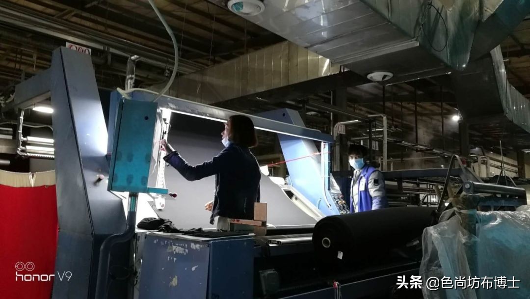 染色深了怎么变浅一点,染色深了还没洗怎么补救