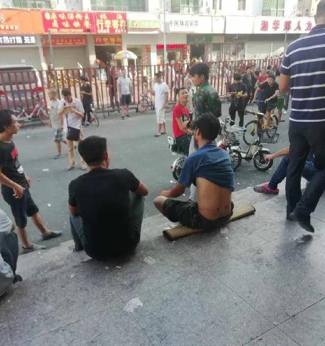 故事：我在深圳三和当大神的日子