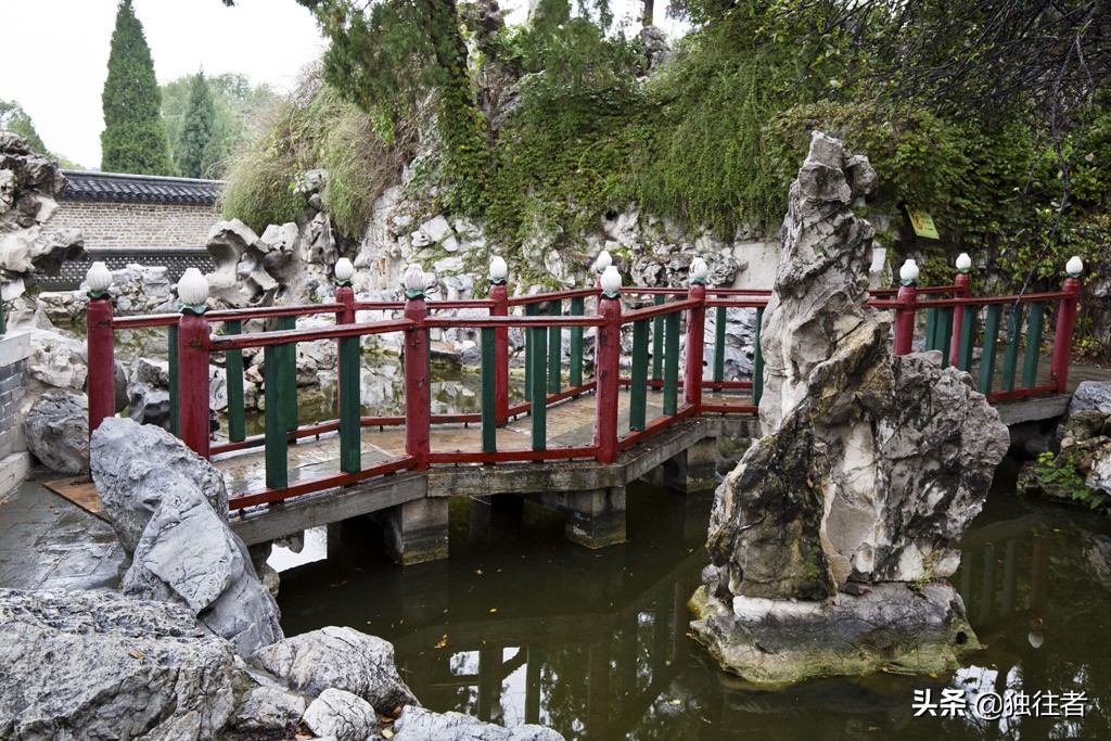 孔府正门以及正门楹联,孔府重光门对联图片