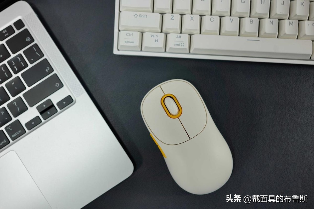 多彩鼠标m618闪蓝光,多彩鼠标m618评测