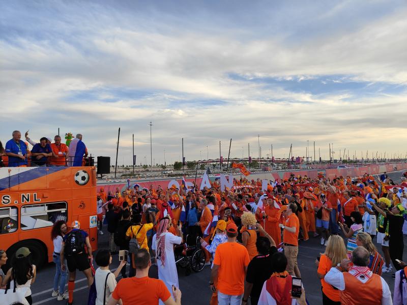 一场卡塔尔的聚会:中国球迷相约多哈