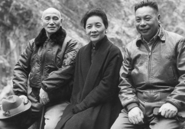 60年蒋介石在金寨空投6名特务，得知消息后，廖容标：我亲自去抓