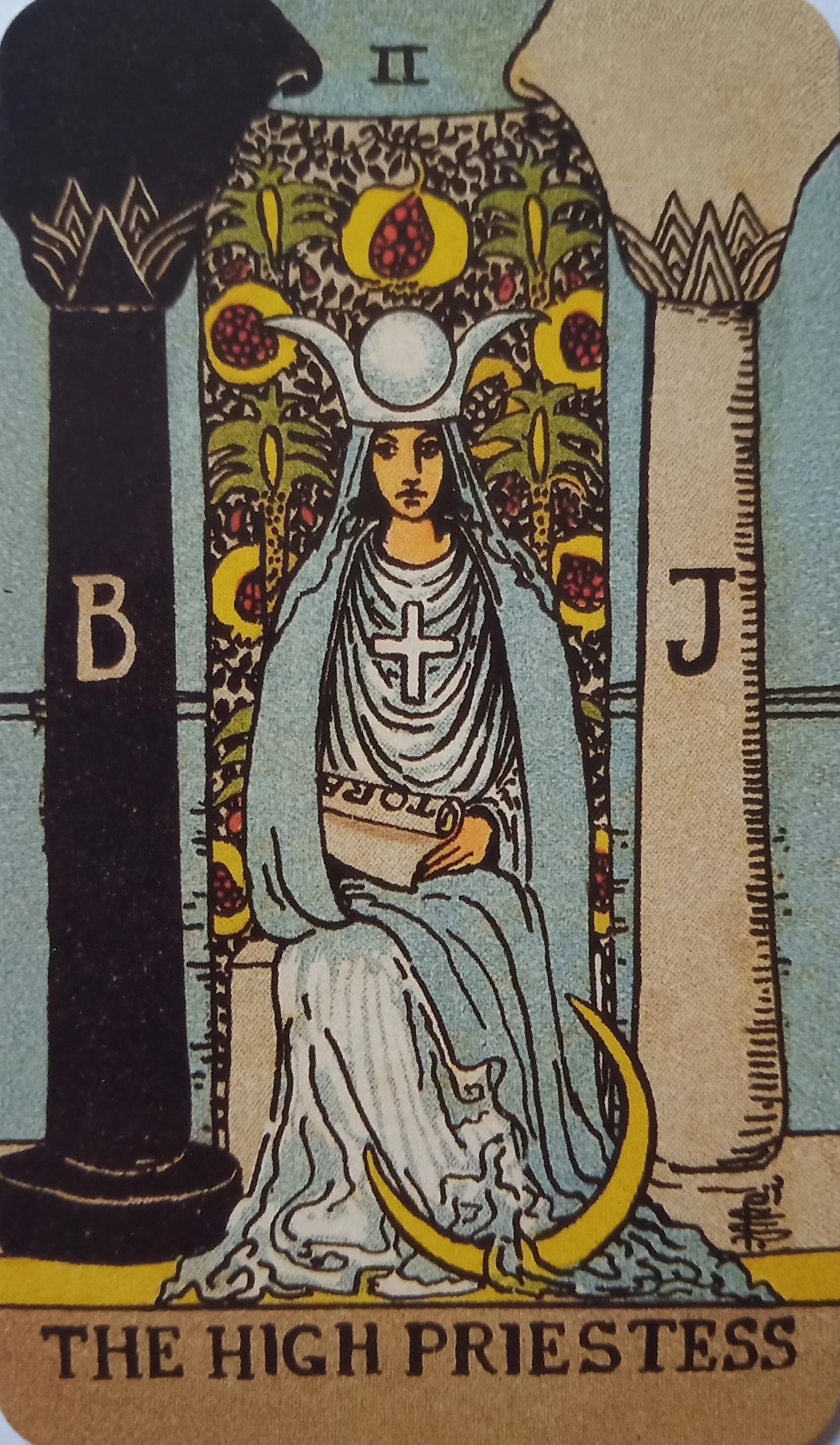 塔罗牌女祭司资料解析,第五人格祭司塔罗攻略