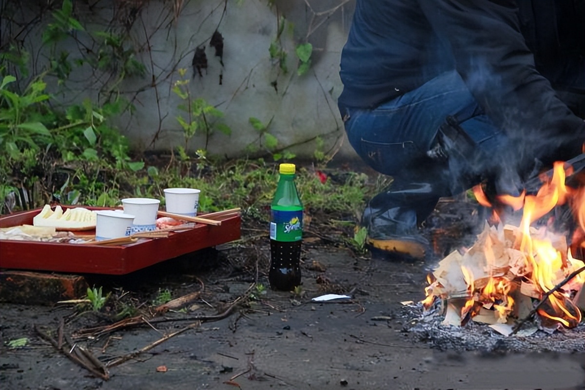 人死烧头七有什么讲究,人去世后头七从哪天开始算