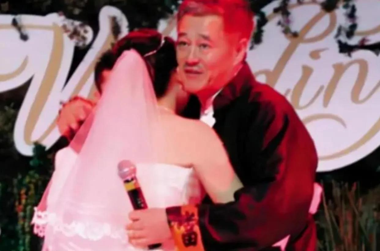 赵本山大女儿赵玉芳结婚现场,赵本山的女儿赵玉芳个人简历