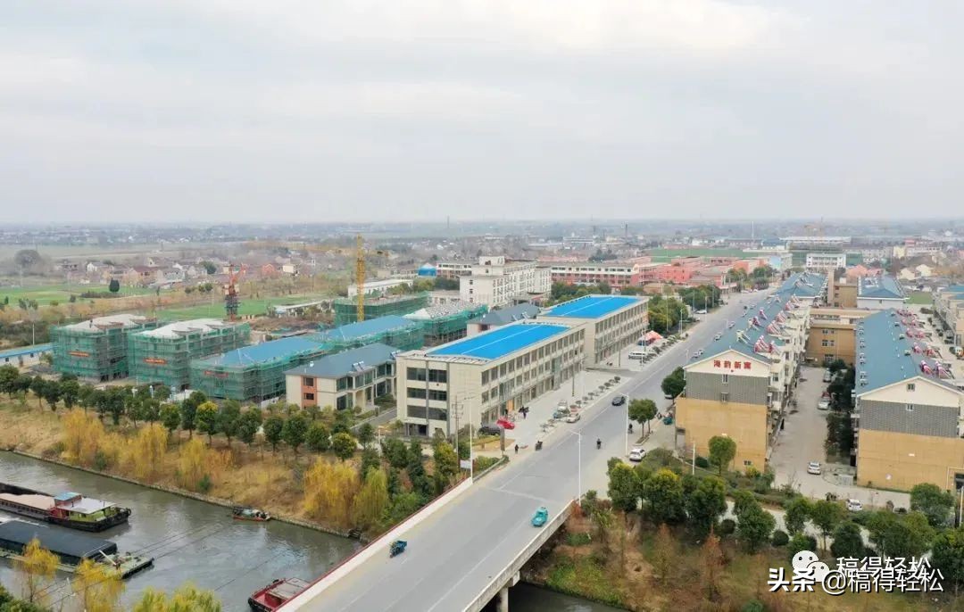 解说词：苏中这里有个足球之乡，你知道吗？