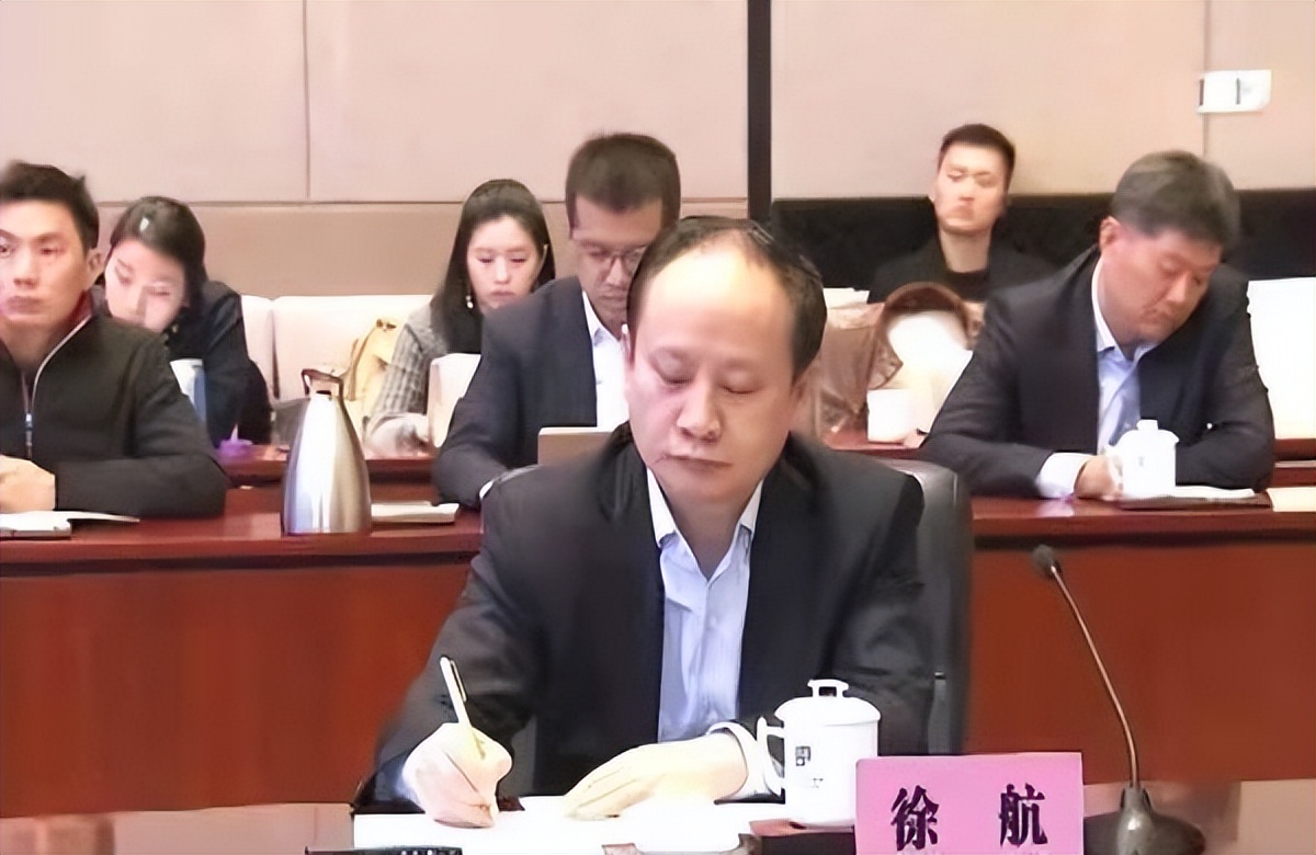 湖南新首富徐航：一天狂赚3.27亿，两年身家暴涨1030亿