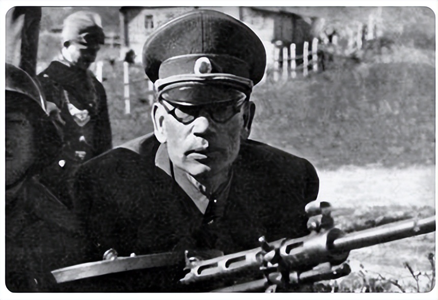 二战时期各国伪军,成事不足败事有余历史人物