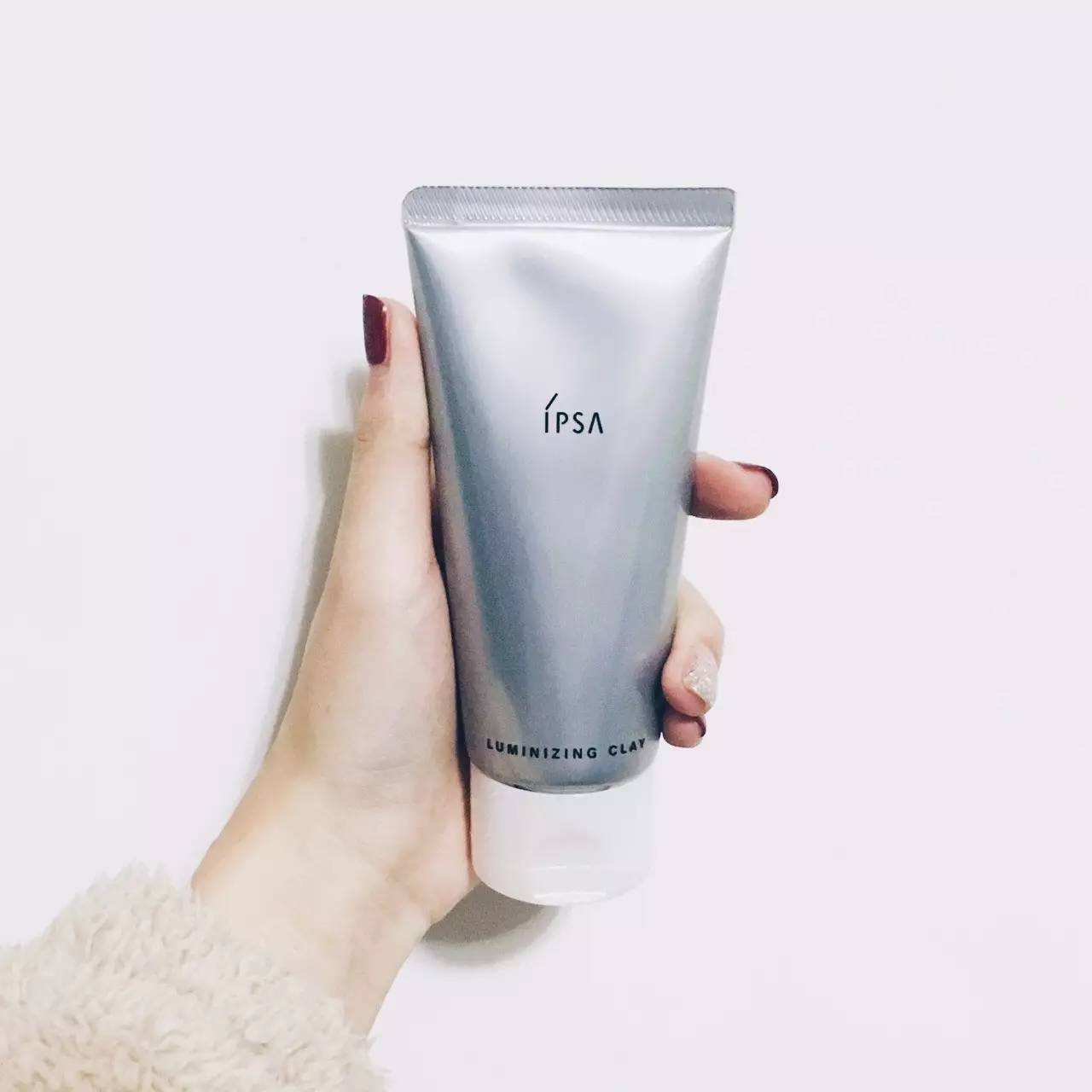 皮肤暗沉用什么洗面奶,男士毛孔粗大皮肤暗沉用啥洗面奶