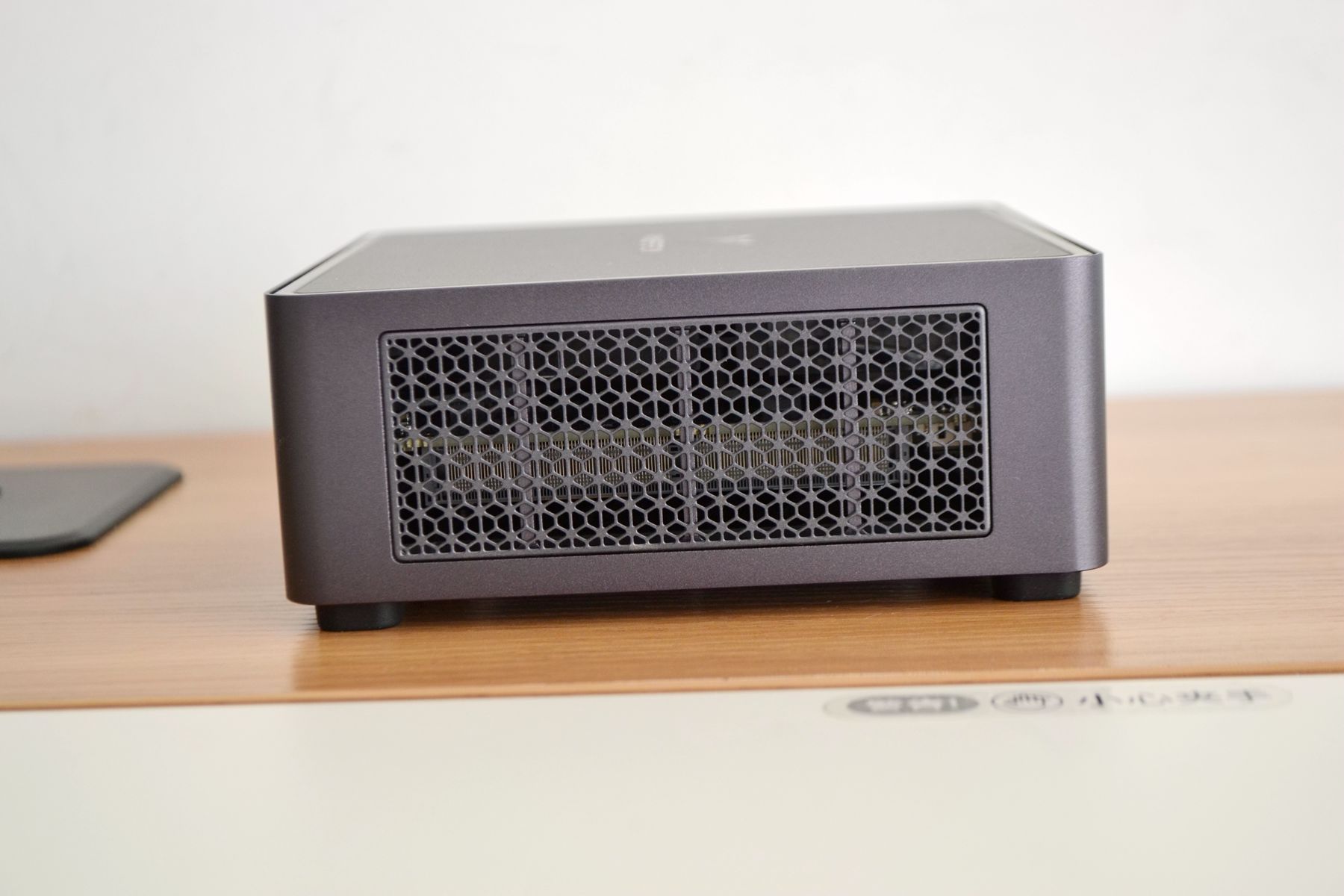 少了屏幕的迷你主机，取代台式机靠谱吗？网友：比笔记本都香