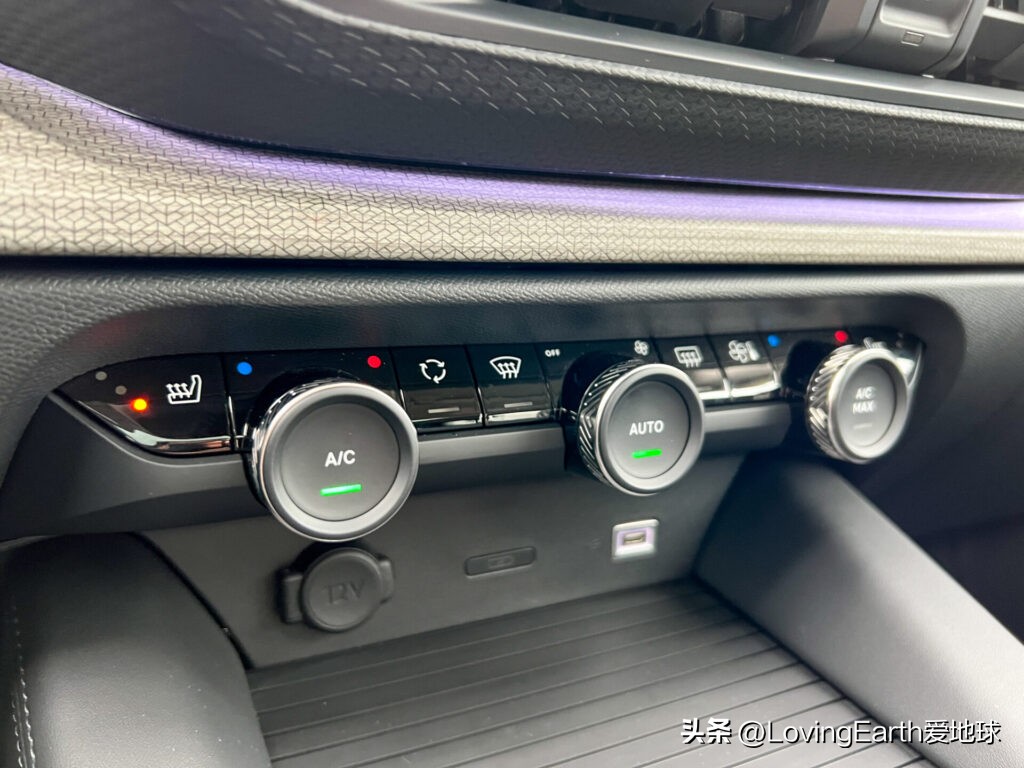 雪铁龙c5天逸phev对比领克01,雪铁龙c5各款对比