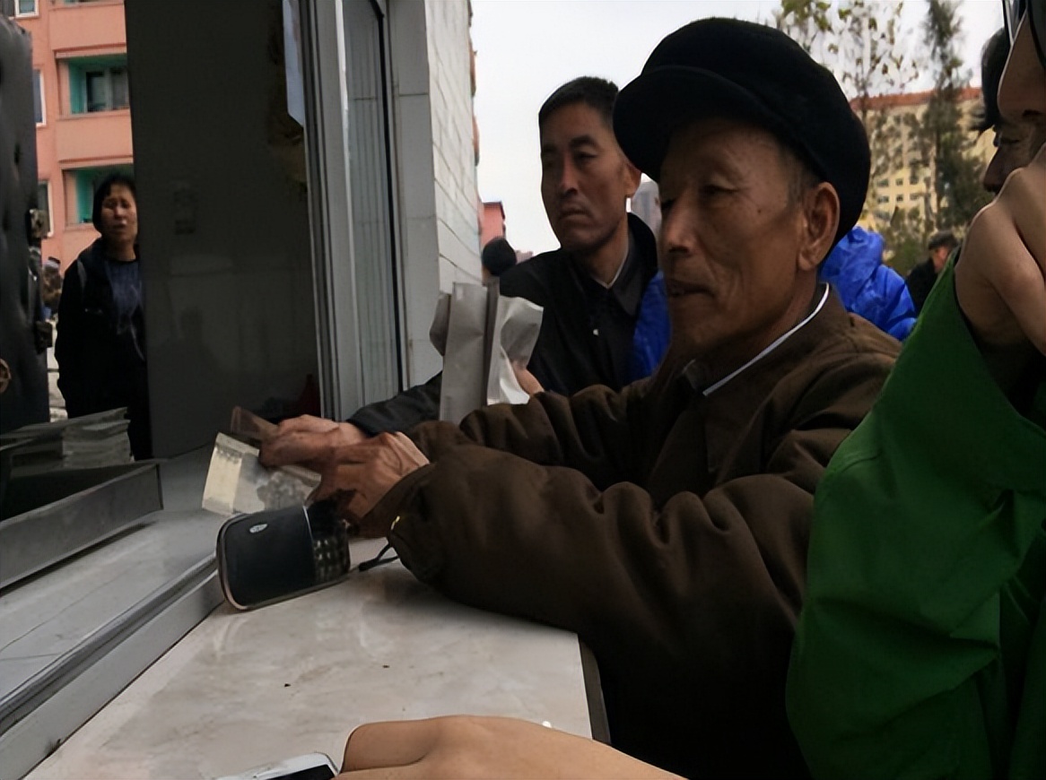 朝鲜的街道很热闹,朝鲜街头有店铺吗