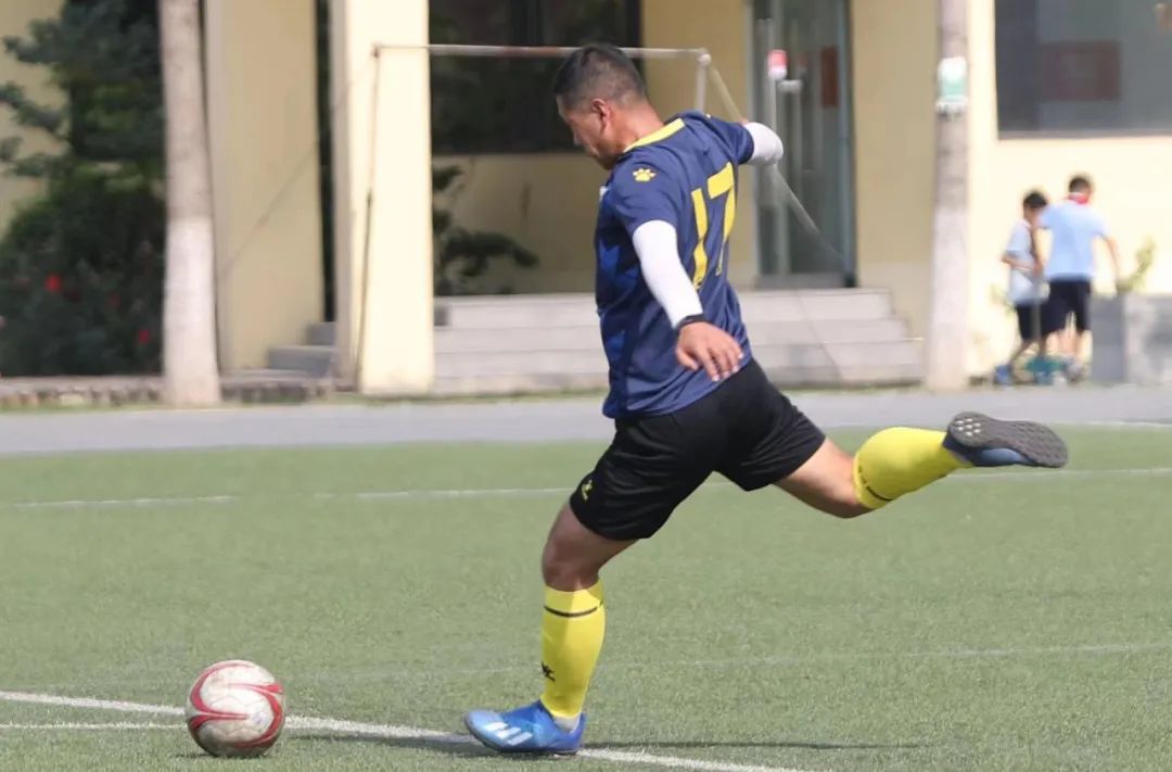 保定市职工足球比赛,保定公安荣誉颁奖