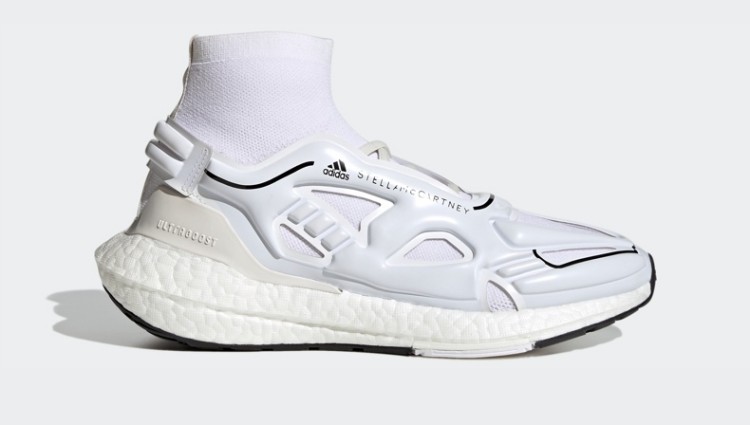 同价位跑鞋耐克和李宁哪个好,同等价位的跑步鞋和篮球鞋哪个好