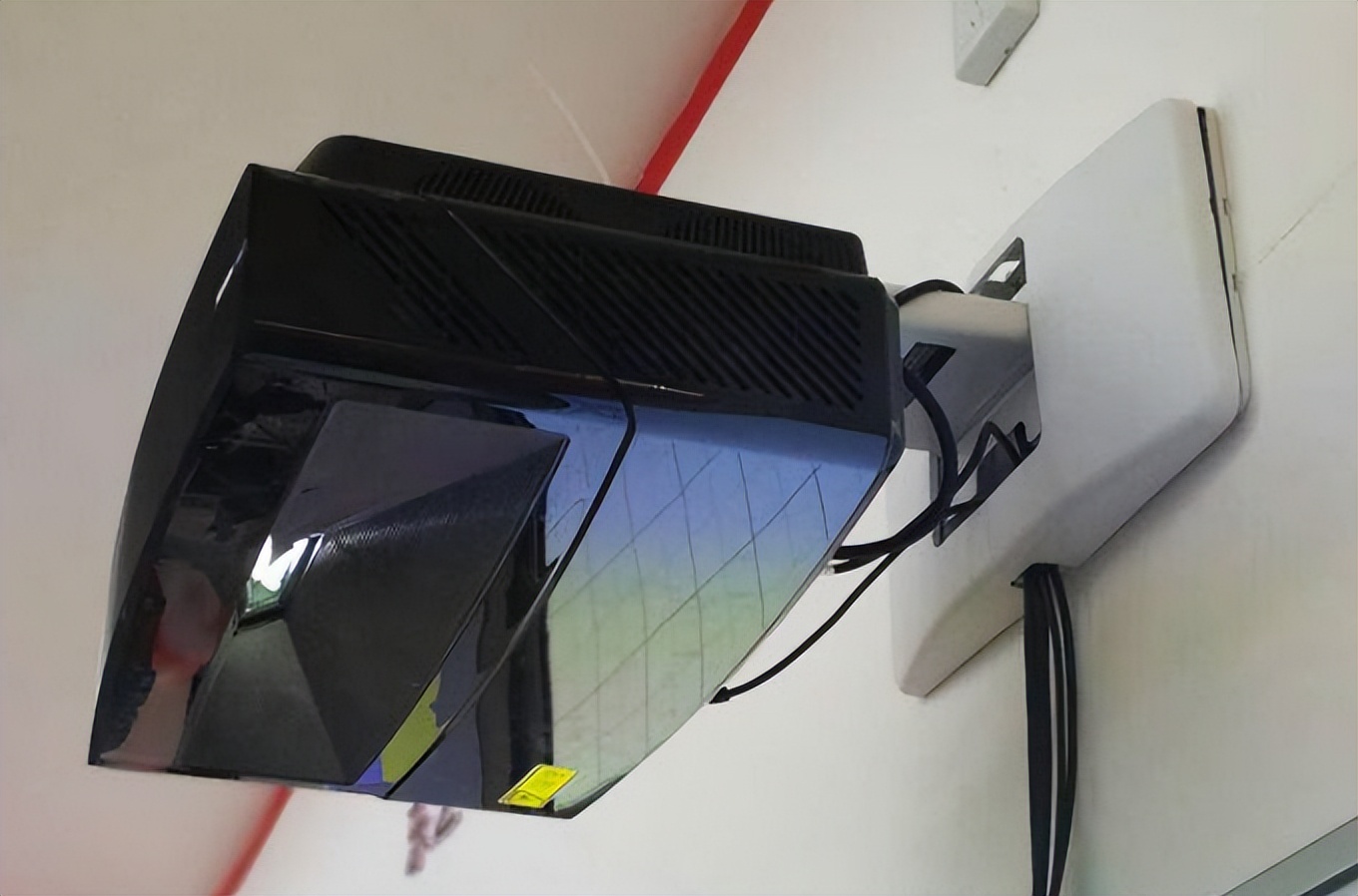 短焦投影机怎么使用？一文详细为你解读使用方法