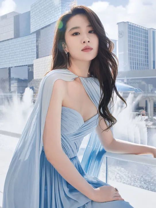 2023年最流行的是什么刘海,2020年最显脸小的刘海