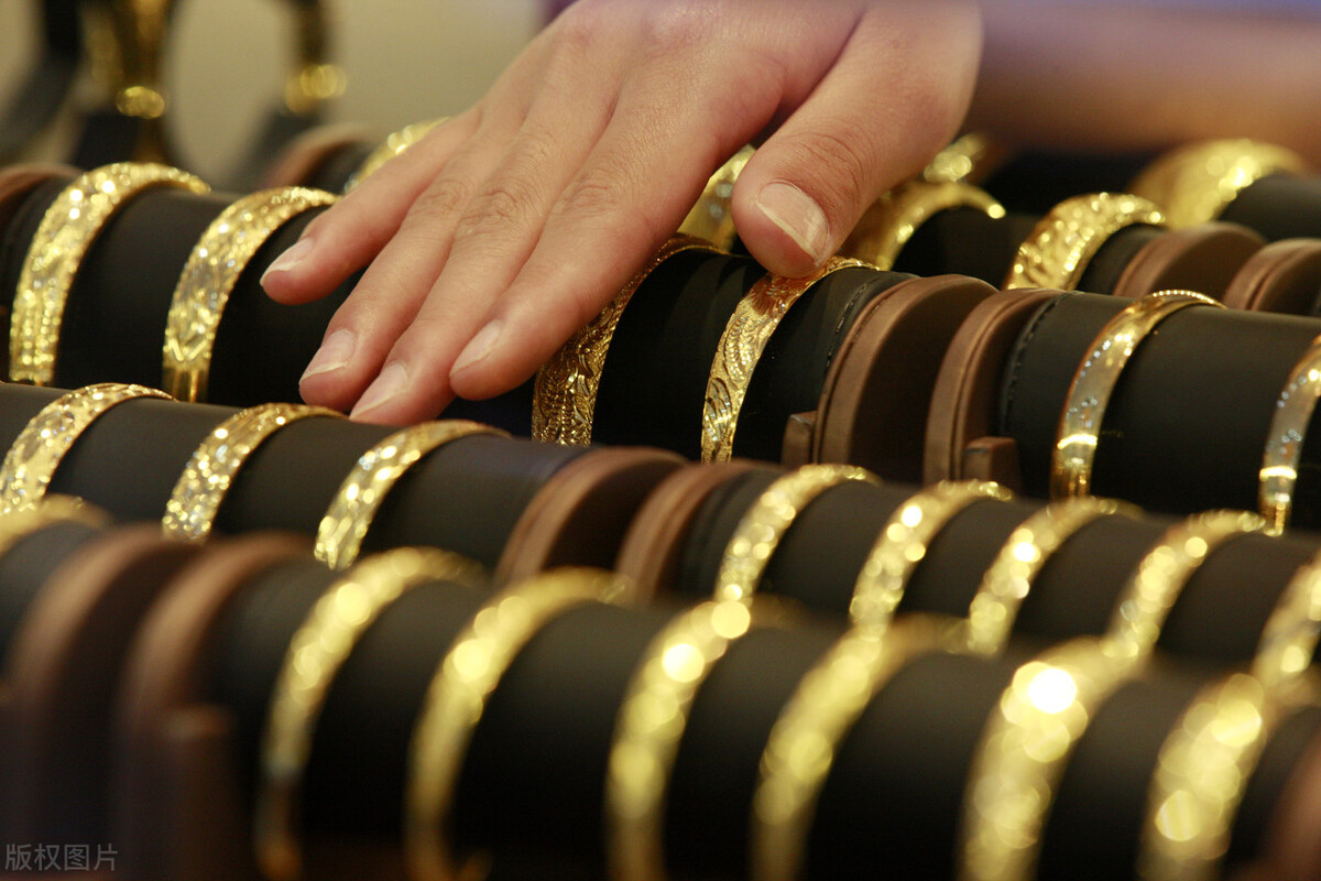 用假黄金抵押换钱警方连破2起假黄金诈骗案