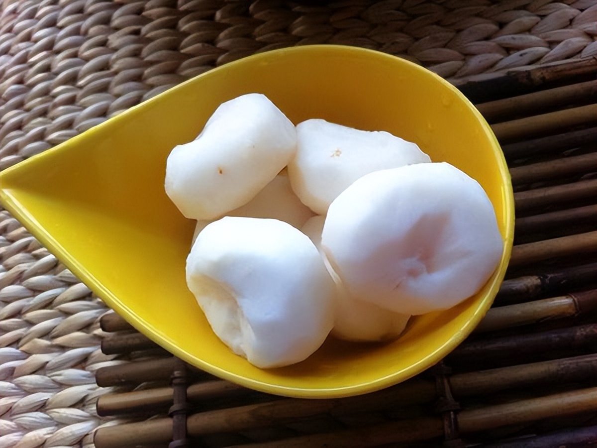 肺部积累痰液多久会产生病变,痰液粘稠带血是肺癌吗