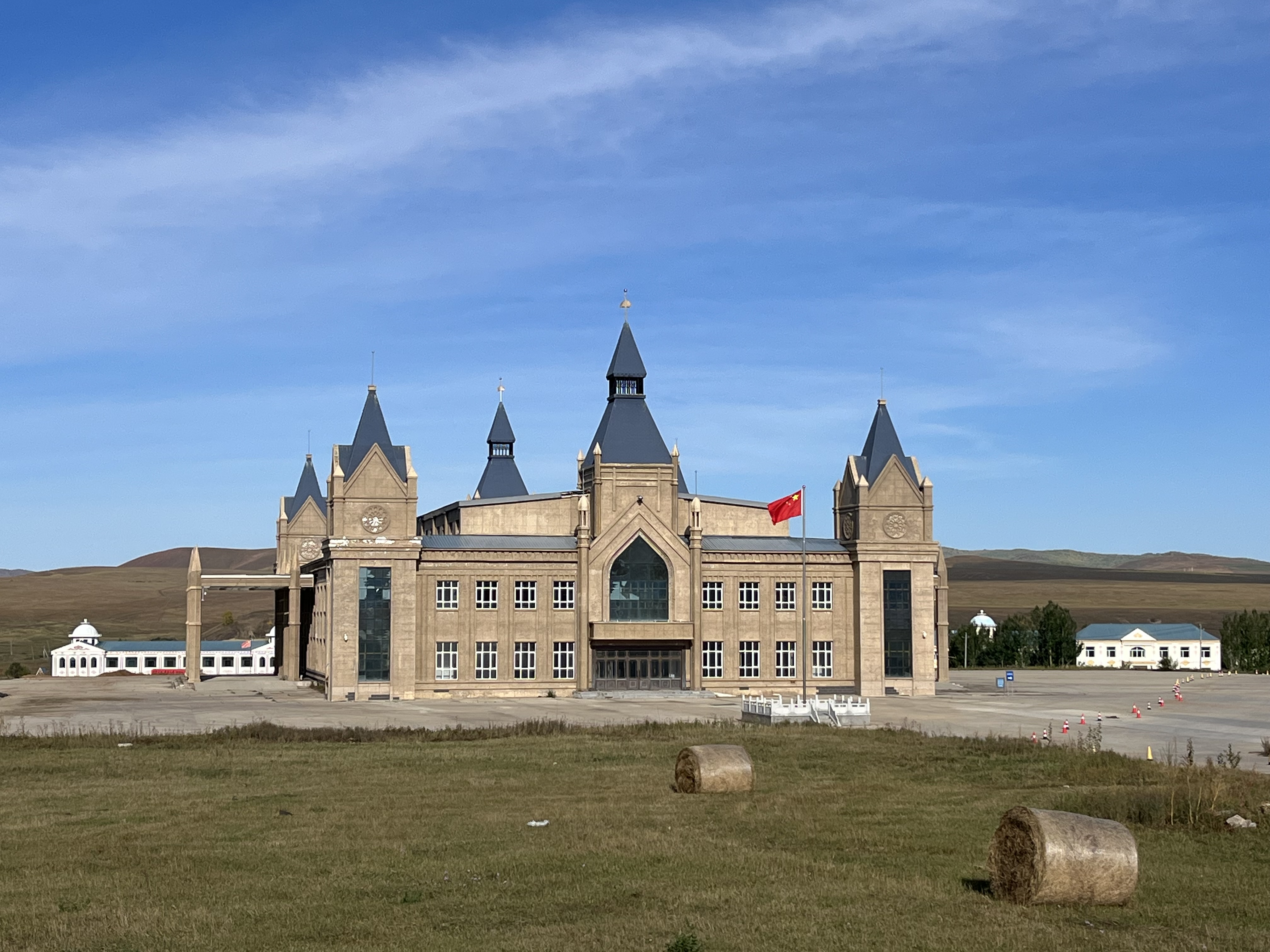 夫妻自驾11000公里,夫妻两人自驾游最新视频