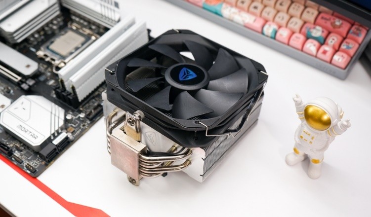 性能炸裂的笔记本,性能最炸裂的千元机