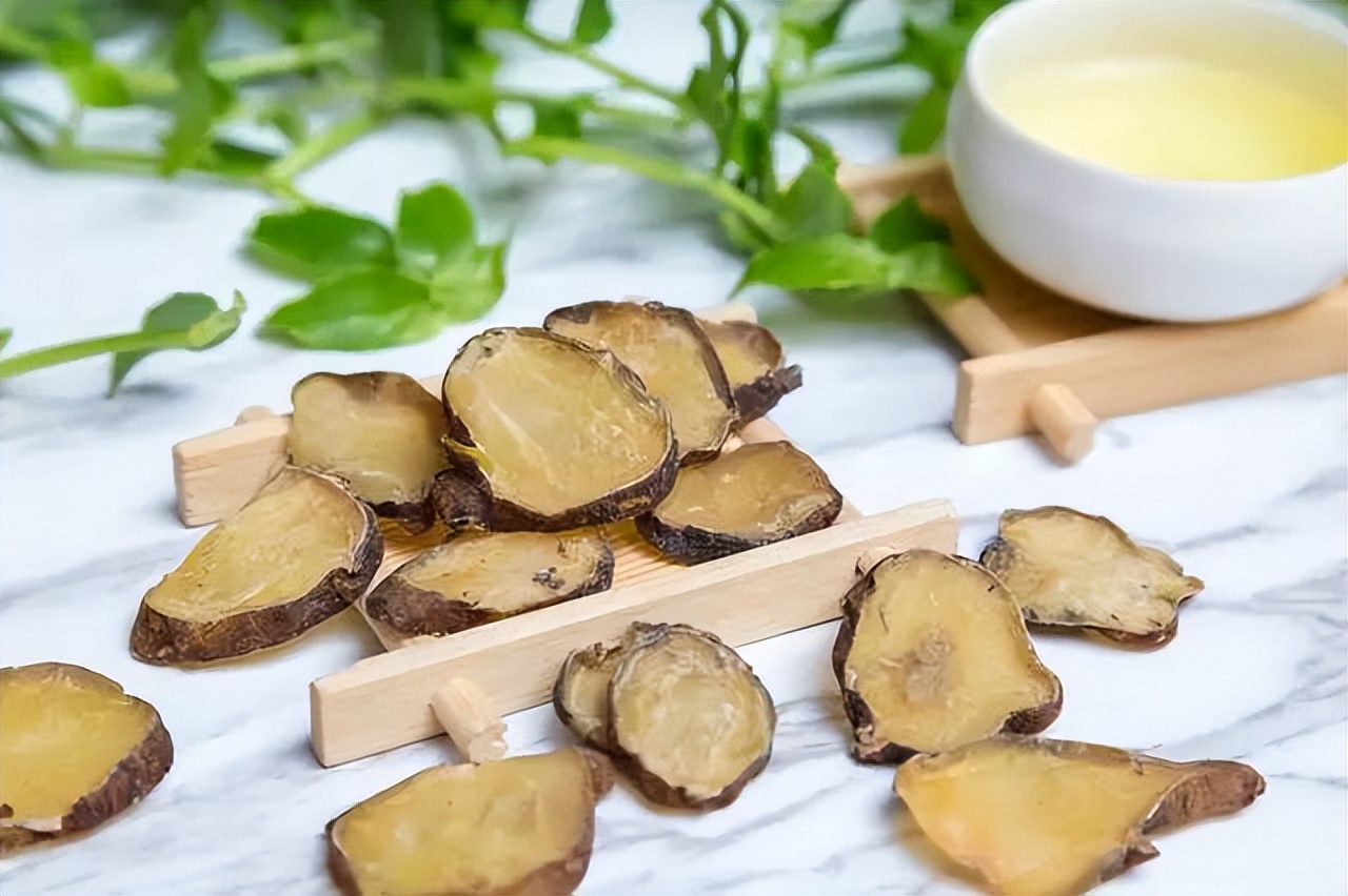 对肝肾有损害的中药有哪些,中草药伤肝伤肾谁还敢用